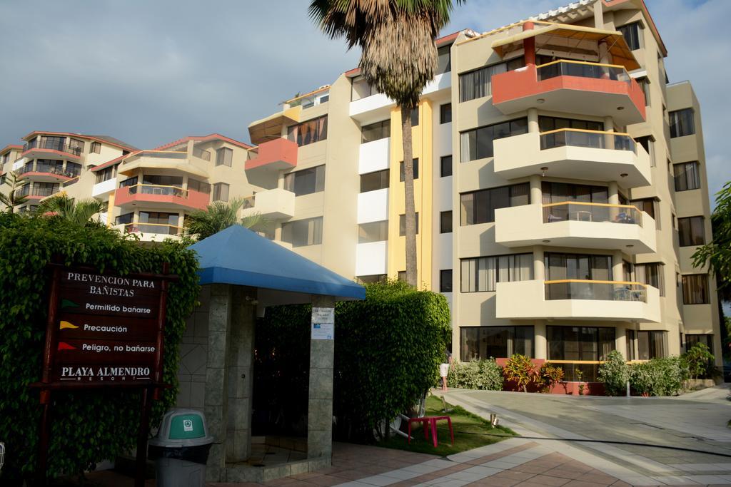 טונסופה Playa Almendro Resort מראה חיצוני תמונה