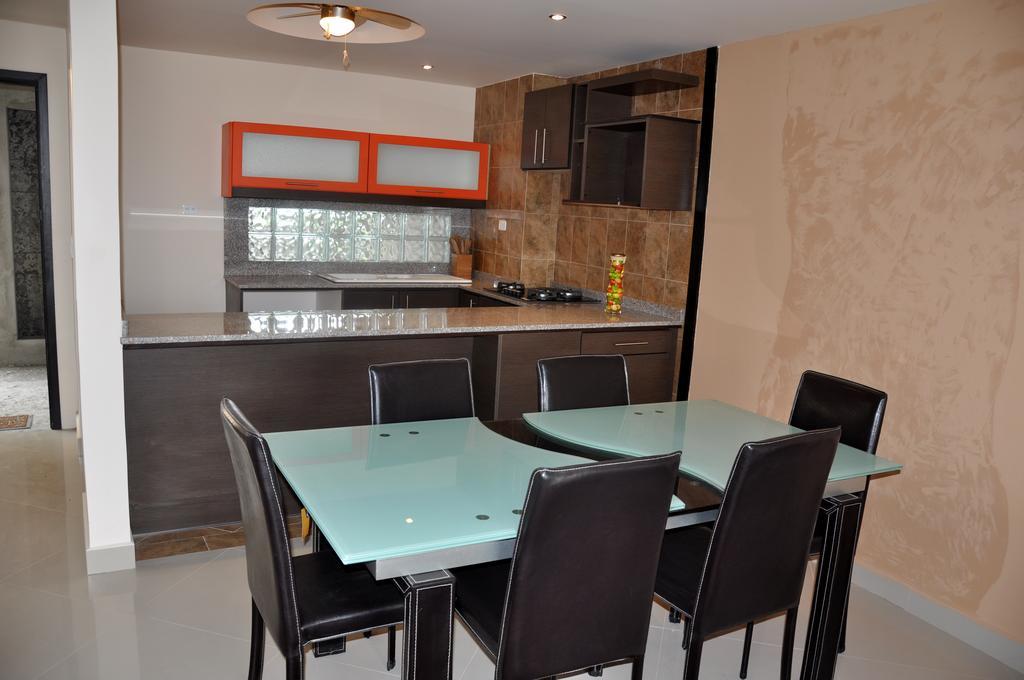 טונסופה Playa Almendro Resort מראה חיצוני תמונה