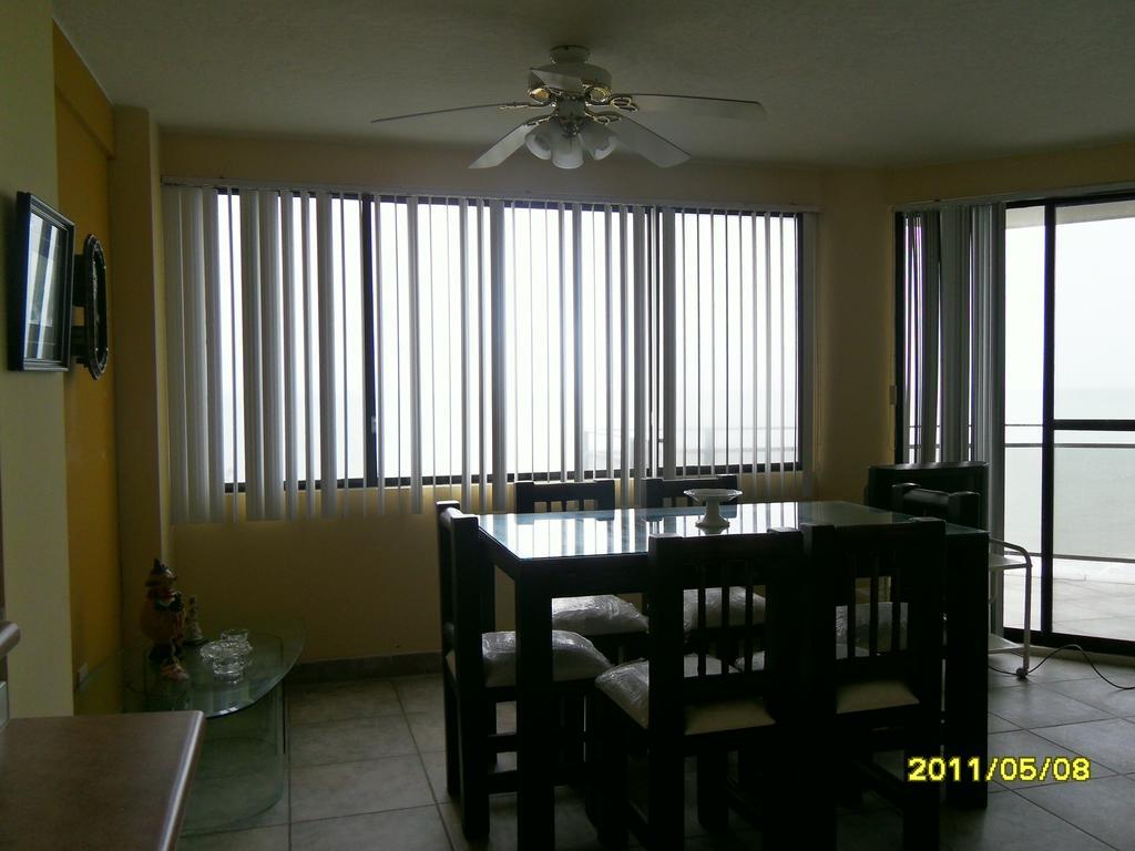 טונסופה Playa Almendro Resort מראה חיצוני תמונה