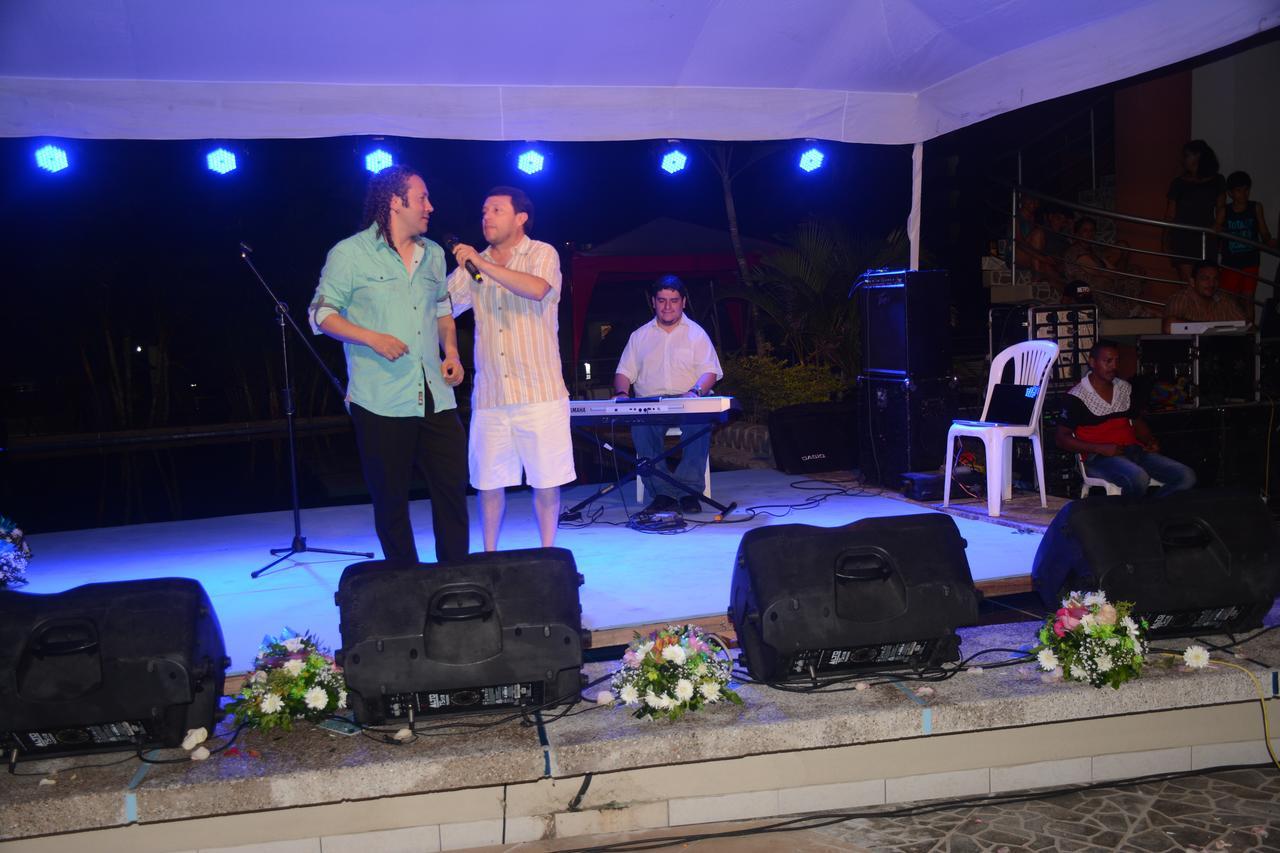 טונסופה Playa Almendro Resort מראה חיצוני תמונה